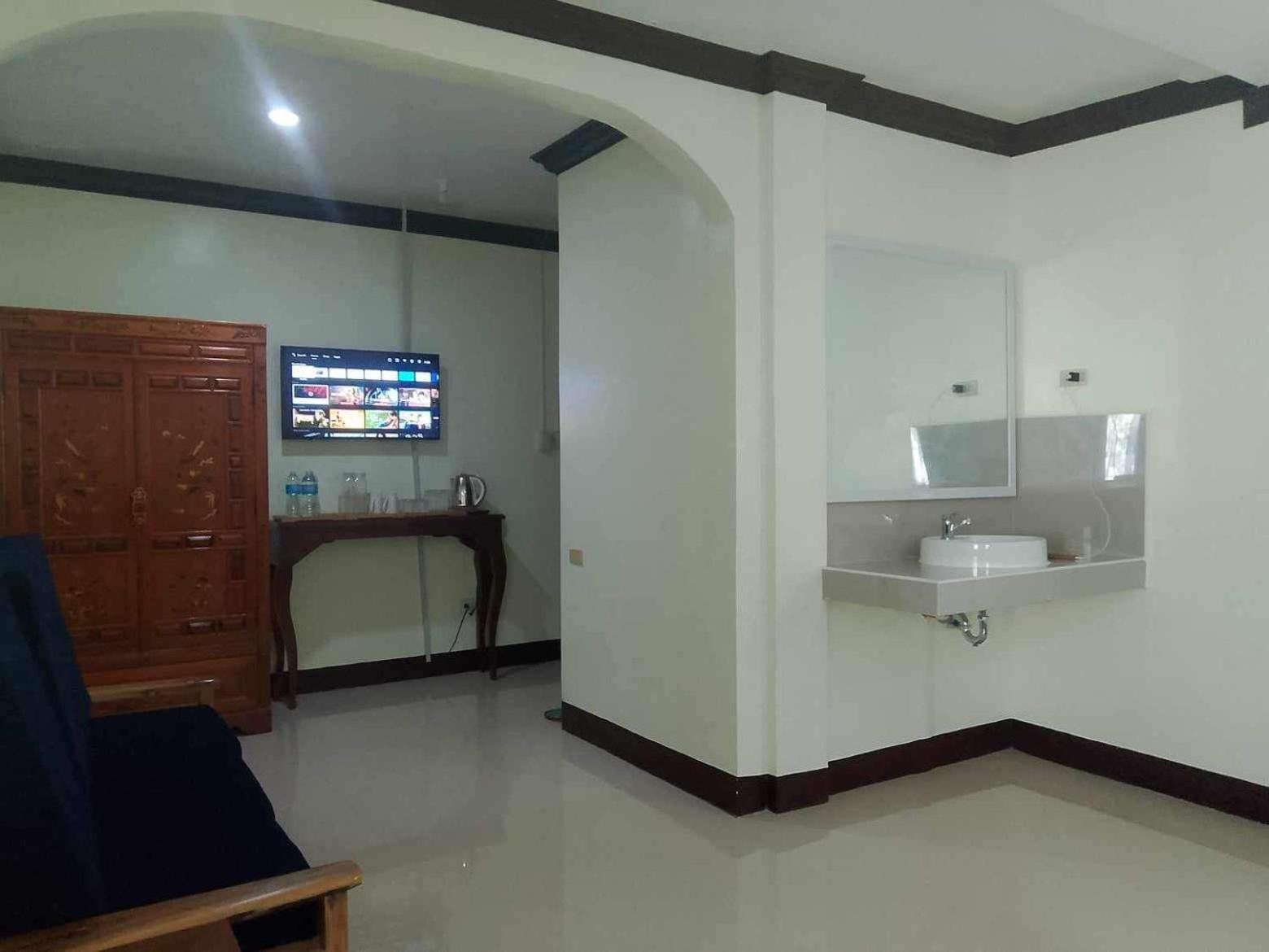 Balai Mariacaria Pension House Guindulman Esterno foto